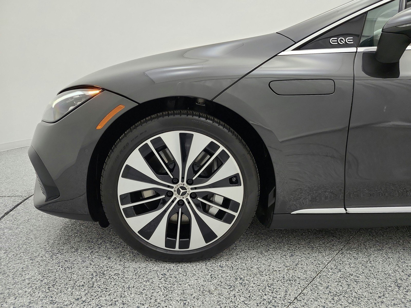 Certified 2023 Mercedes-Benz EQE 500 4MATIC Sedan image 17
