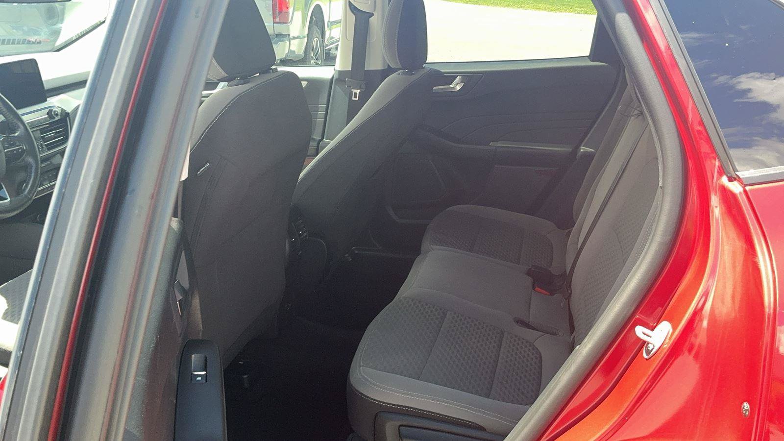 Certified 2021 Ford Escape SE w/ Convenience Package AWD/4WD image 16