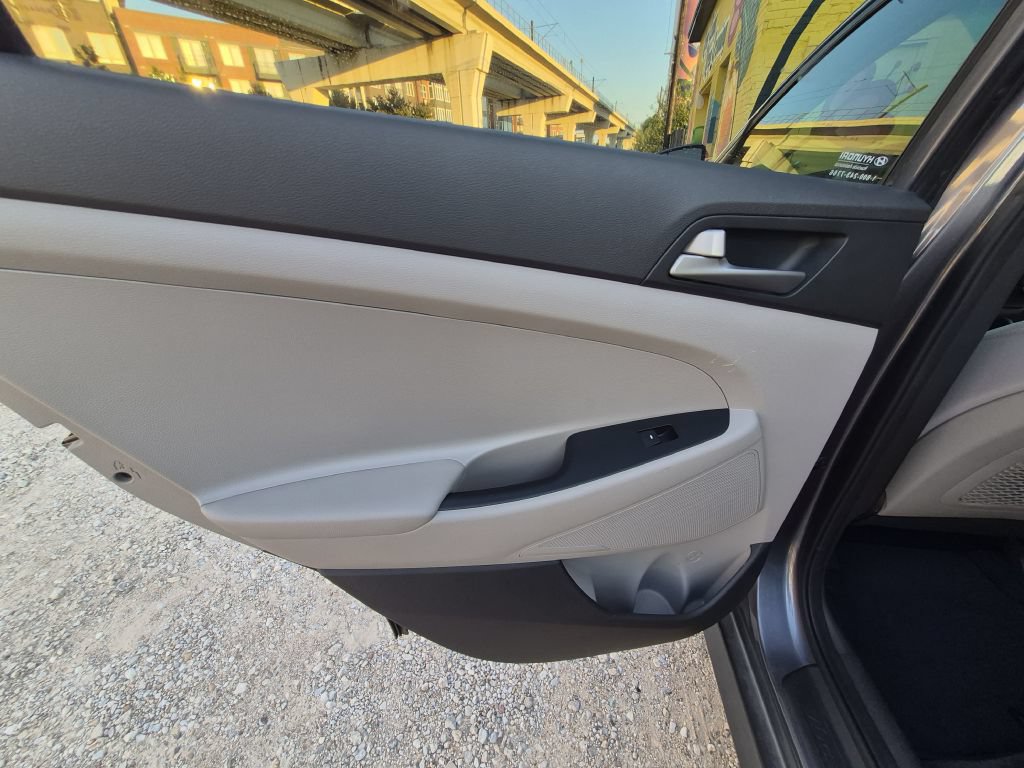 Used 2018 Hyundai Tucson SE FWD image 17