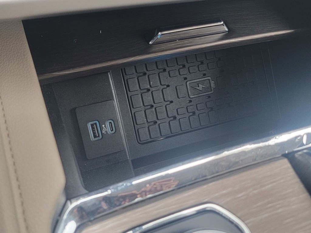 Used 2024 Ford Expedition Max Limited image 28