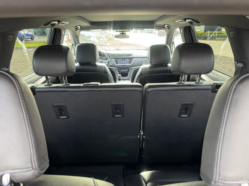 Used 2023 Cadillac XT6 Luxury FWD image 17