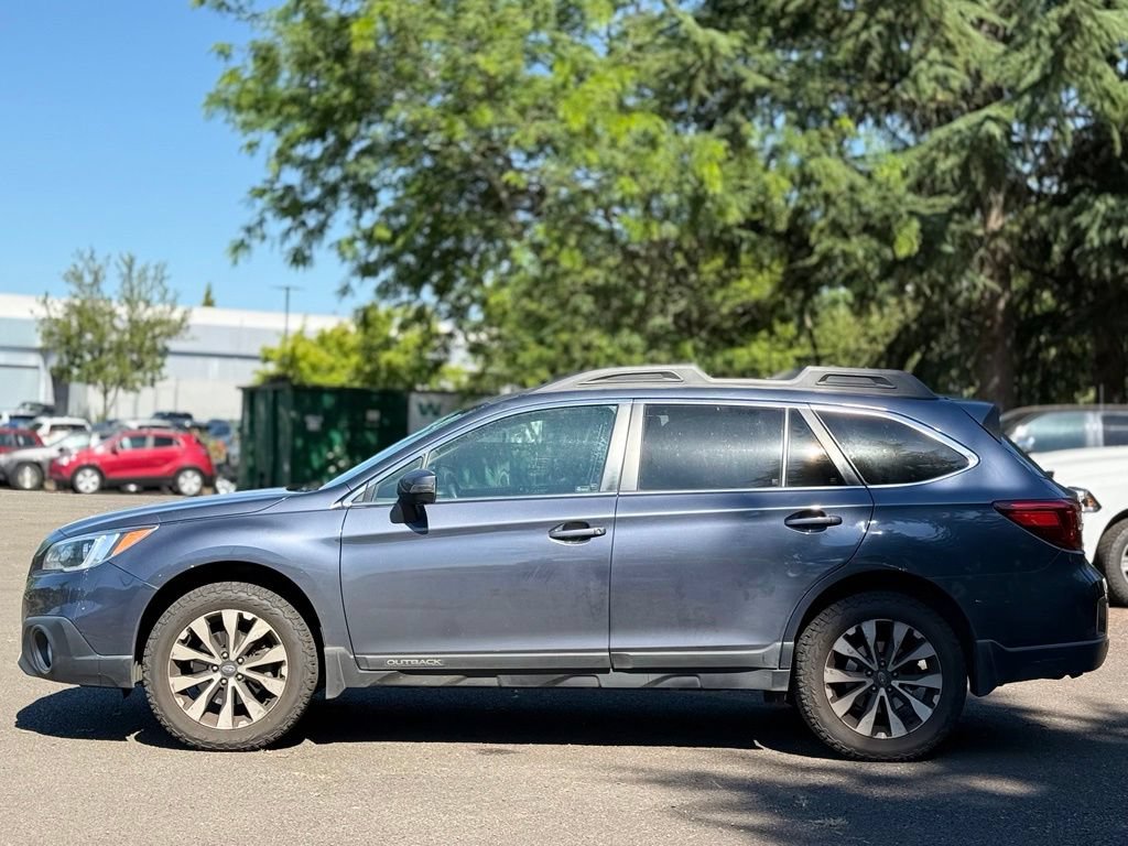 Used 2017 Subaru Outback 2.5i Limited AWD/4WD image 2