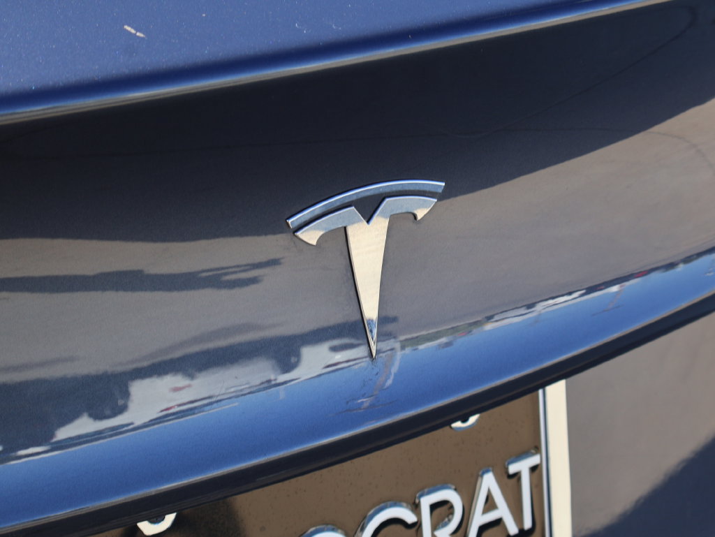Used 2018 Tesla Model 3 RWD image 33