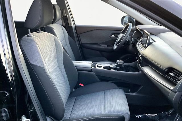 Used 2023 Nissan Rogue SV image 20