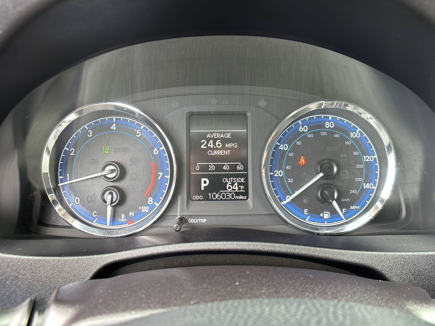 Used 2017 Toyota Corolla LE FWD image 3