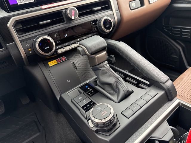 New 2026 Toyota 4Runner Limited AWD/4WD image 23