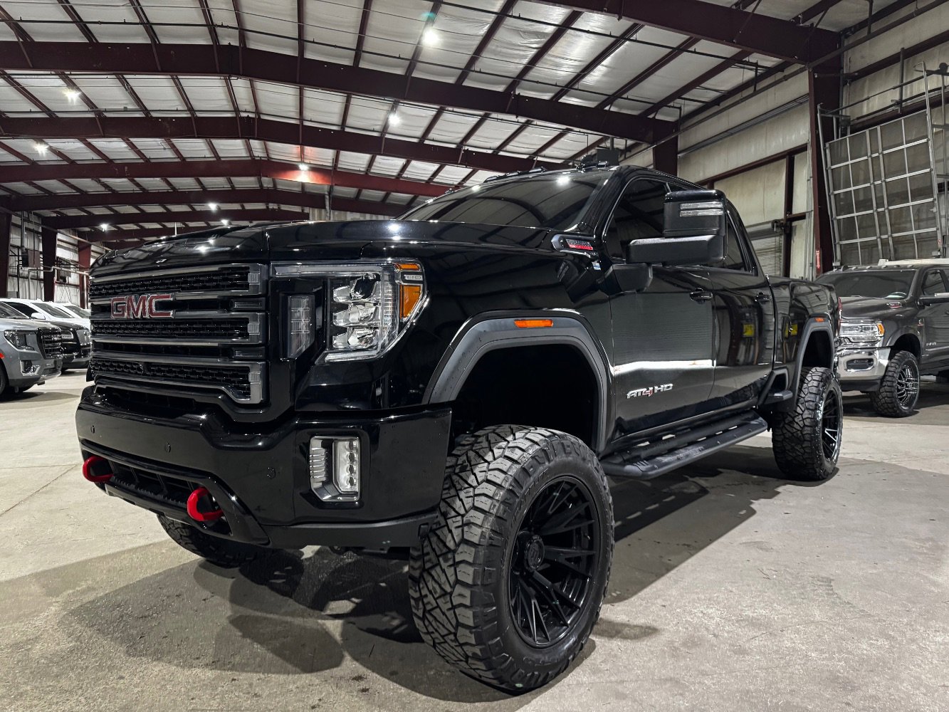 Used 2023 GMC Sierra 3500 AT4 w/ AT4 Premium Plus Package image 9