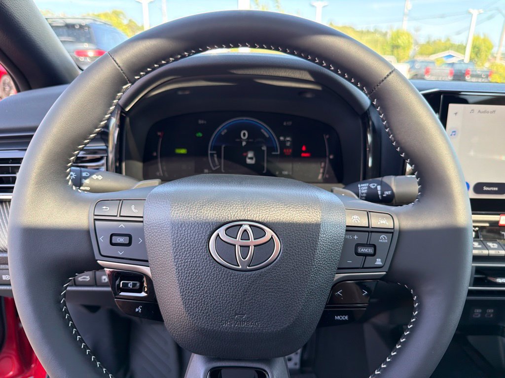 New 2026 Toyota Camry Hybrid w/ Multimedia Upgrade Package FWD image 13