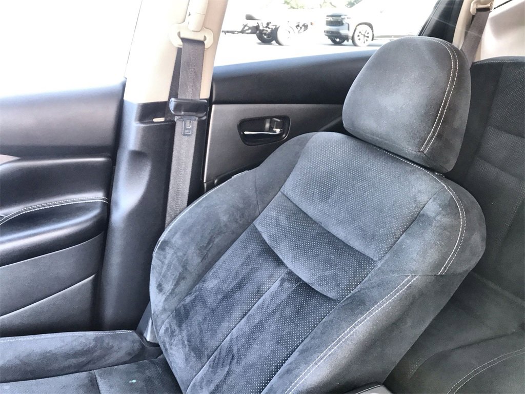 Used 2020 Nissan Murano SV image 22