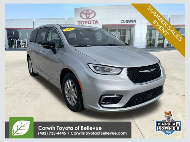 Used 2024 Chrysler Pacifica Touring-L