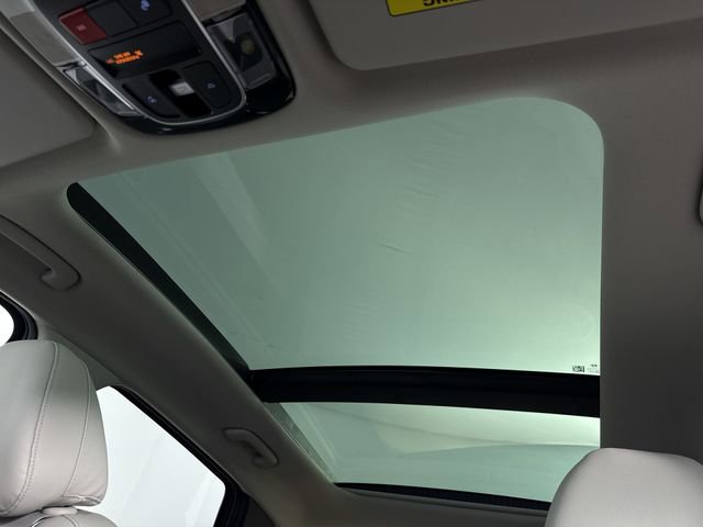 New 2026 Hyundai Tucson Limited image 38