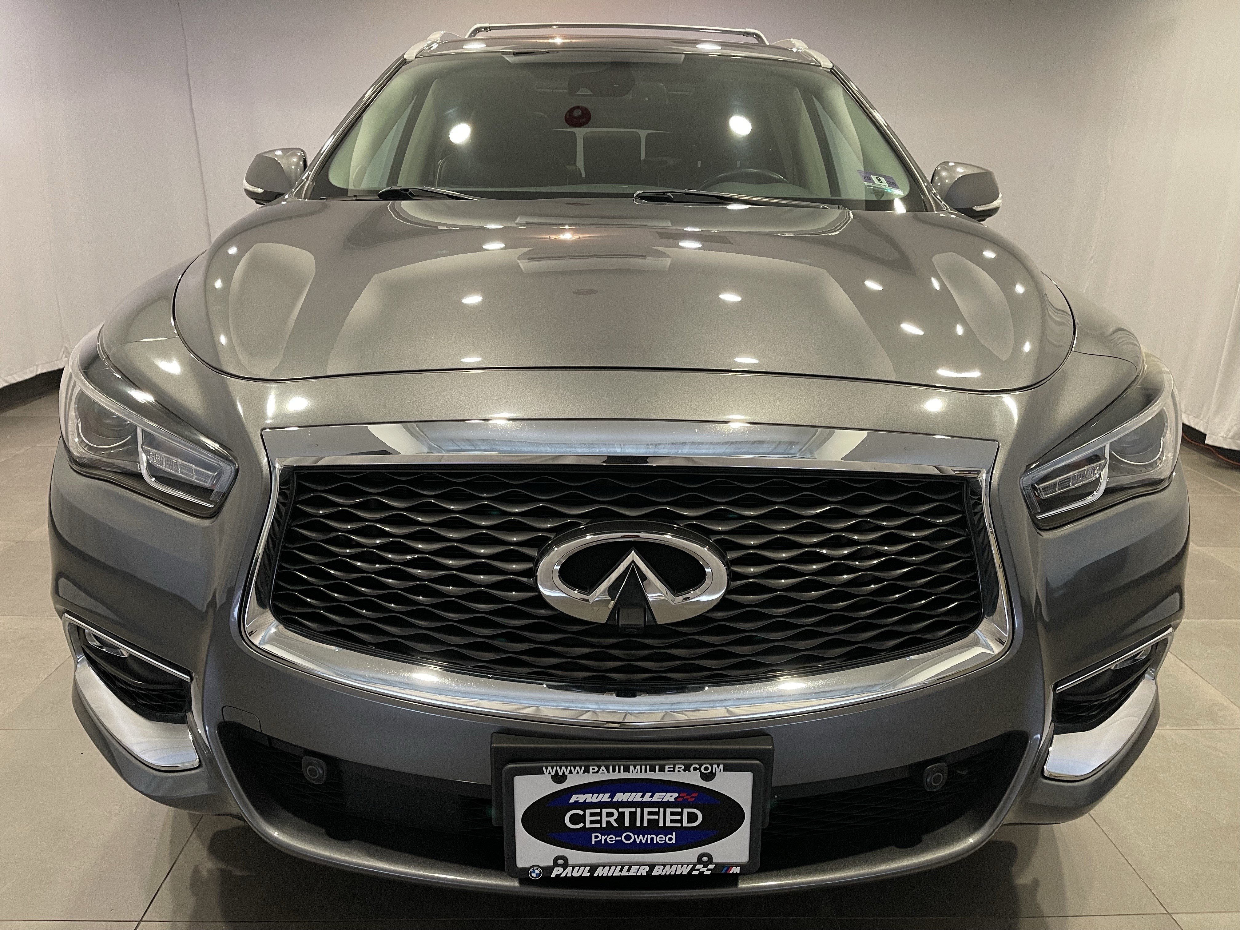 Used 2019 INFINITI QX60 Luxe w/ Sensory Package AWD/4WD image 2