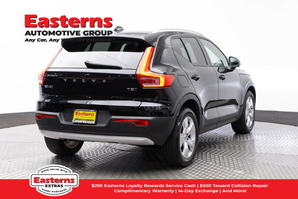 Used 2019 Volvo XC40 T5 Momentum AWD/4WD image 7