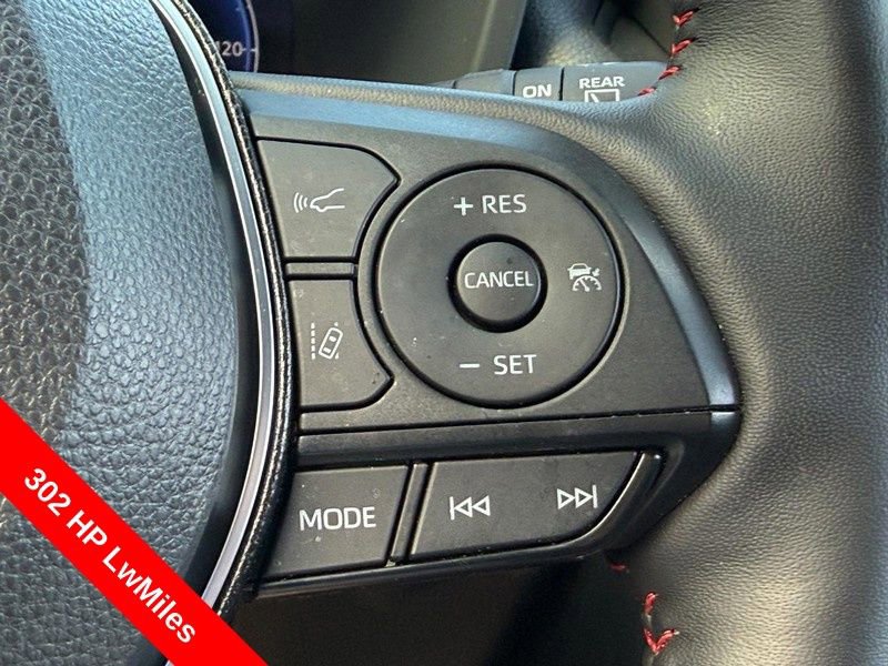 Used 2025 Toyota RAV4 XSE w/ Weather Package AWD/4WD image 18