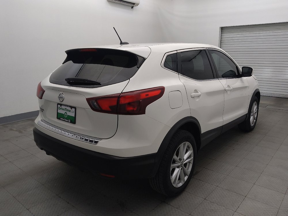 Used 2019 Nissan Rogue Sport S w/ Appearance Package image 9