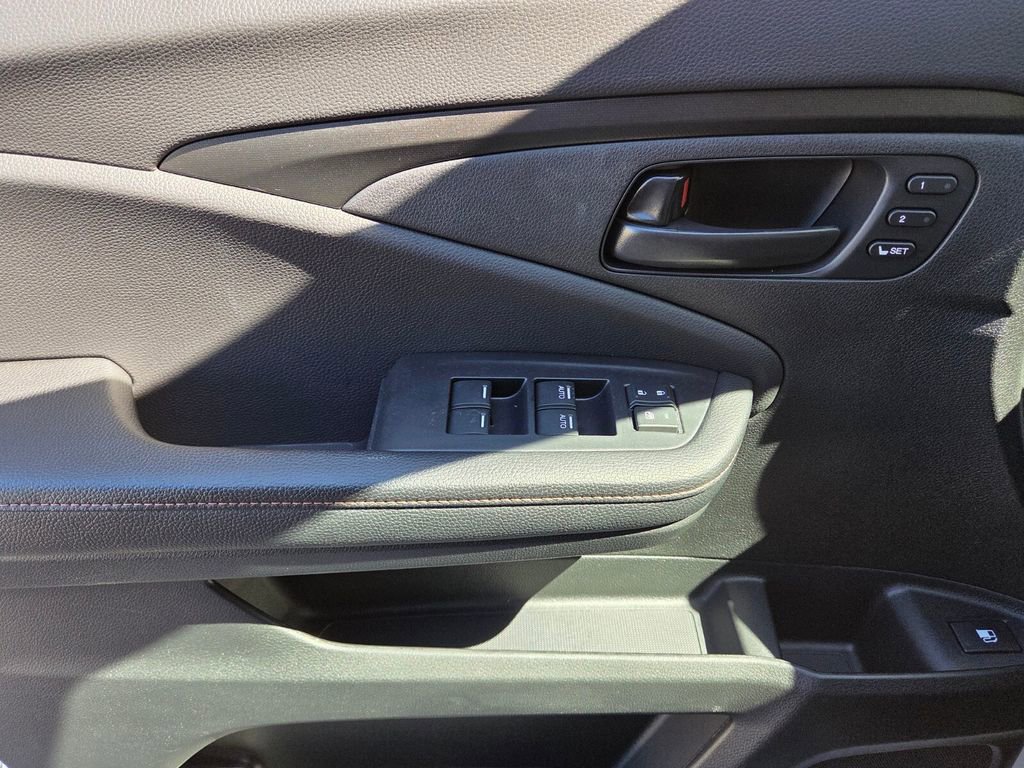 Certified 2024 Honda Ridgeline TrailSport image 34