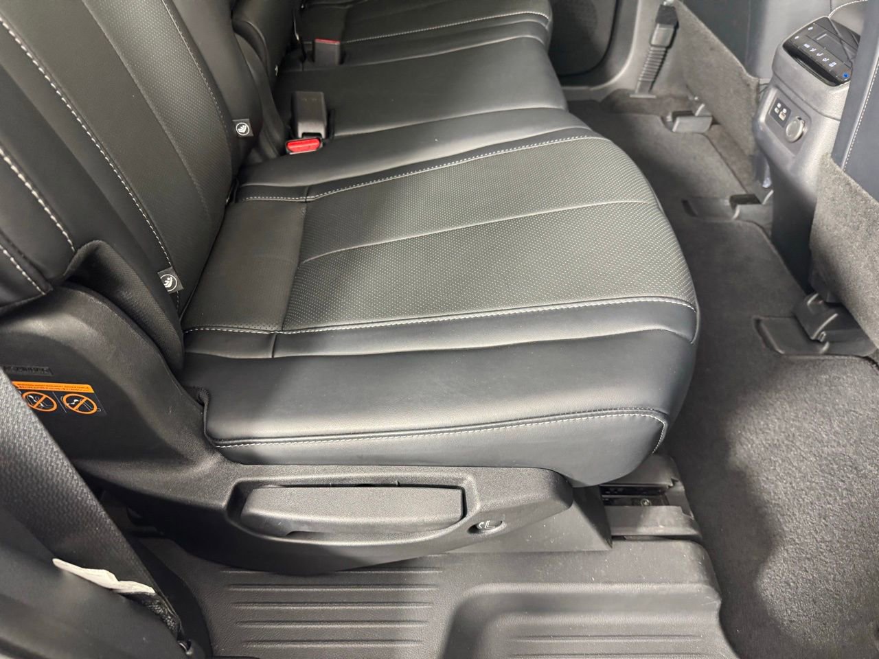 Used 2023 INFINITI QX60 Luxe w/ Performance Audio Package image 33