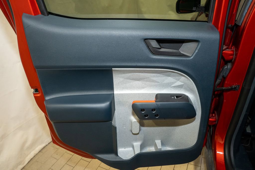 Used 2022 Ford Maverick XLT w/ XLT Luxury Package image 9