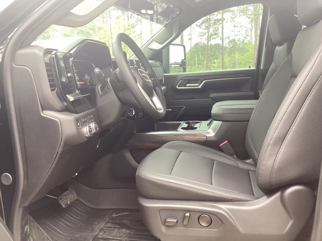 New 2026 GMC Sierra 2500 SLT w/ SLT Premium Package image 18