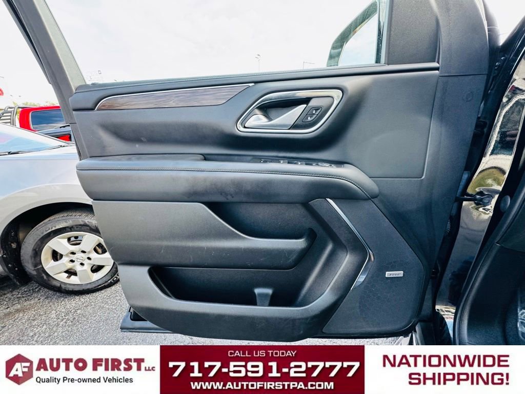 Used 2022 Chevrolet Suburban LT image 19