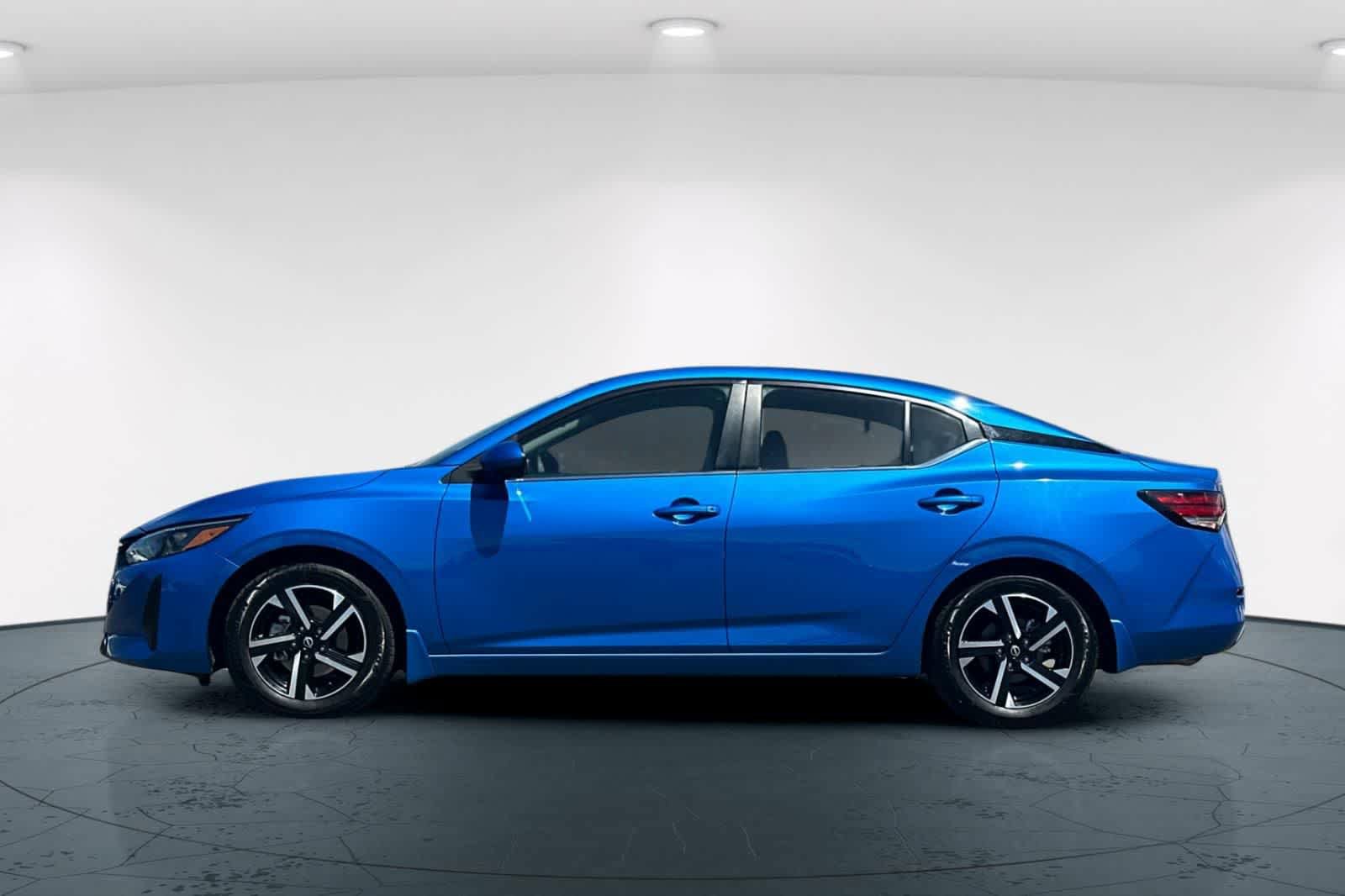 Used 2024 Nissan Sentra SV FWD image 9