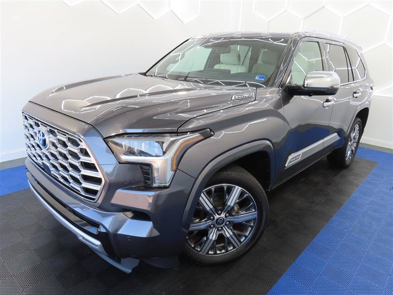 Used 2023 Toyota Sequoia Capstone AWD/4WD image 4