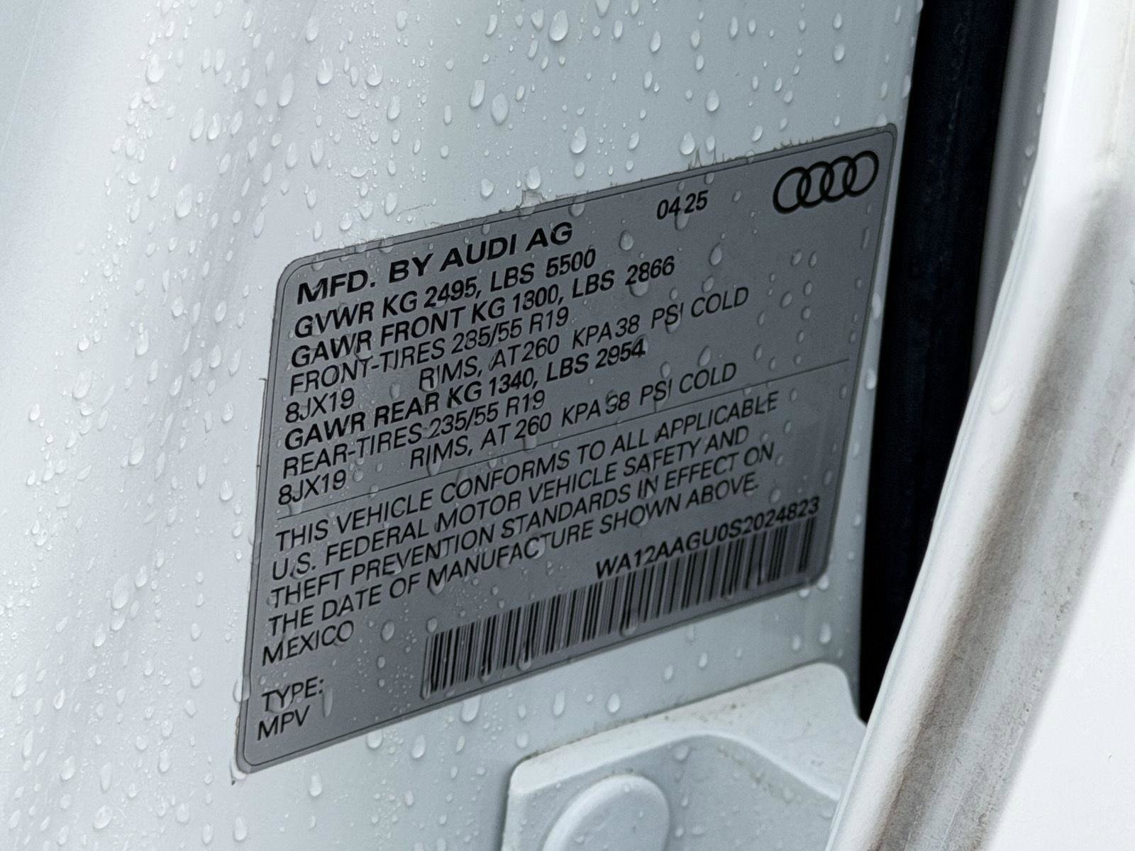 Used 2025 Audi Q5 Premium Plus w/ Premium Plus image 24