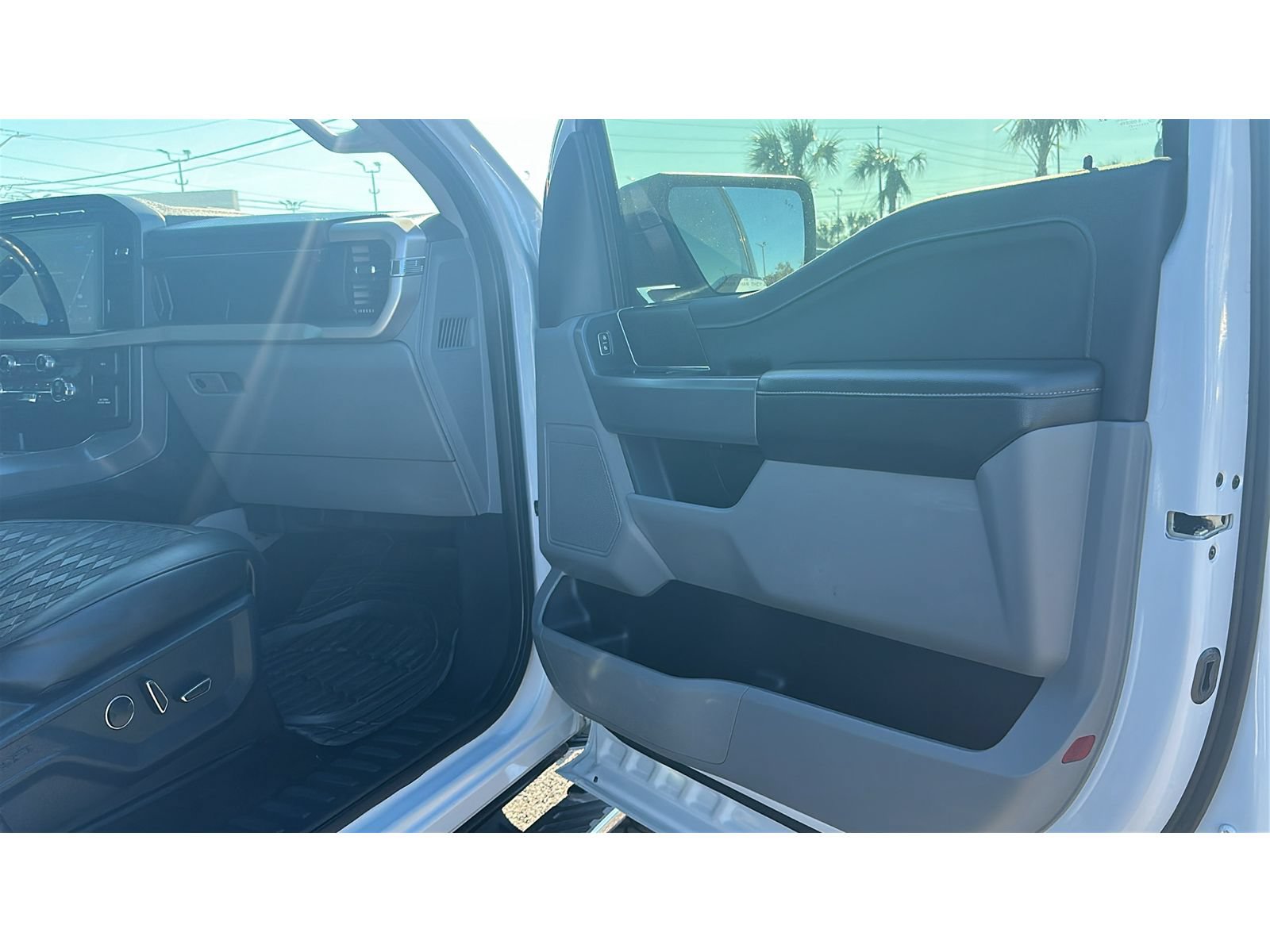 Used 2021 Ford F150 XLT w/ Equipment Group 302A High AWD/4WD image 18