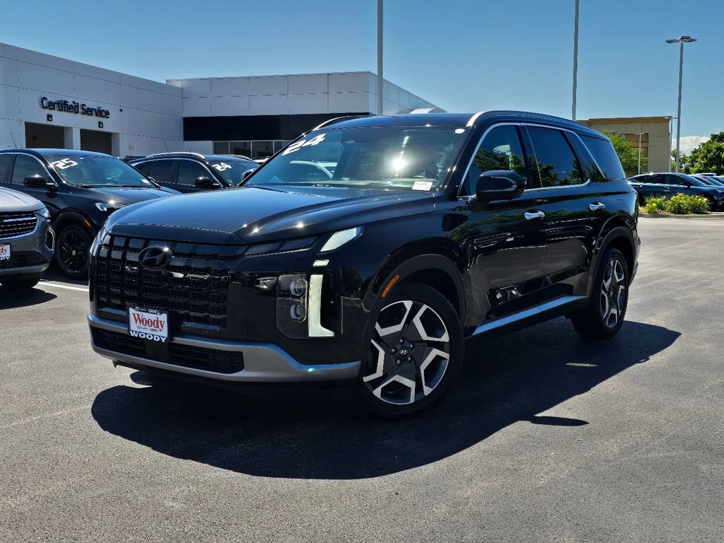 Used 2024 Hyundai Palisade Limited AWD/4WD image 2