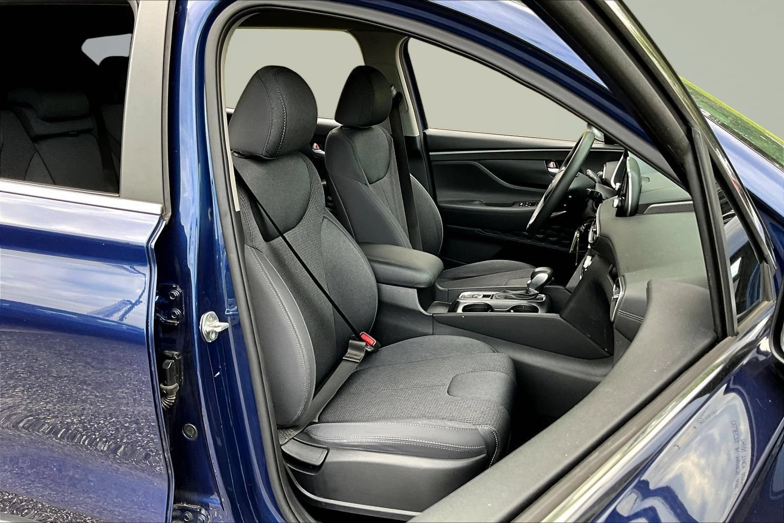 Used 2019 Hyundai Santa Fe SE FWD image 25