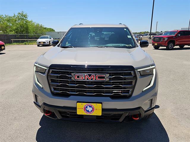 Used 2026 GMC Acadia AT4 w/ Luxury Package AWD/4WD image 8