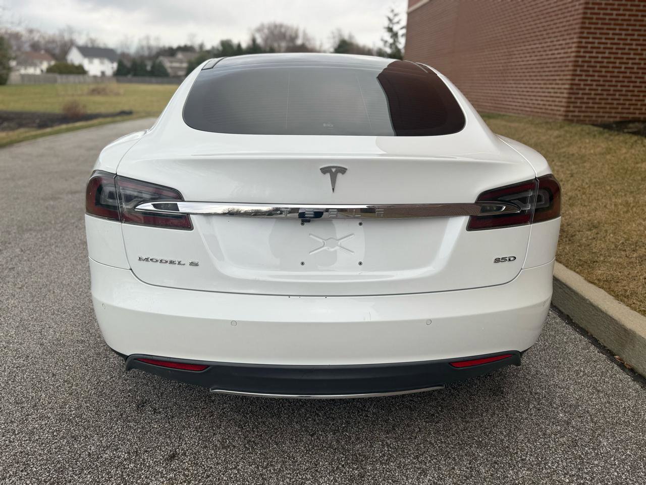 Used 2016 Tesla Model S 85D image 14