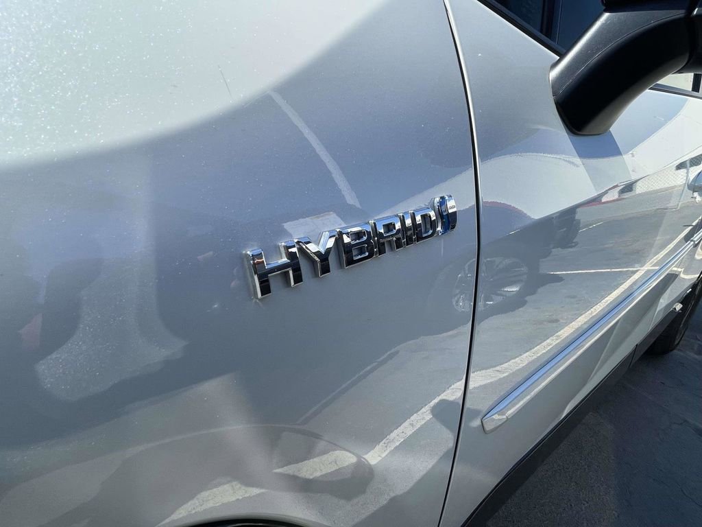Used 2019 Toyota RAV4 XSE AWD/4WD image 12