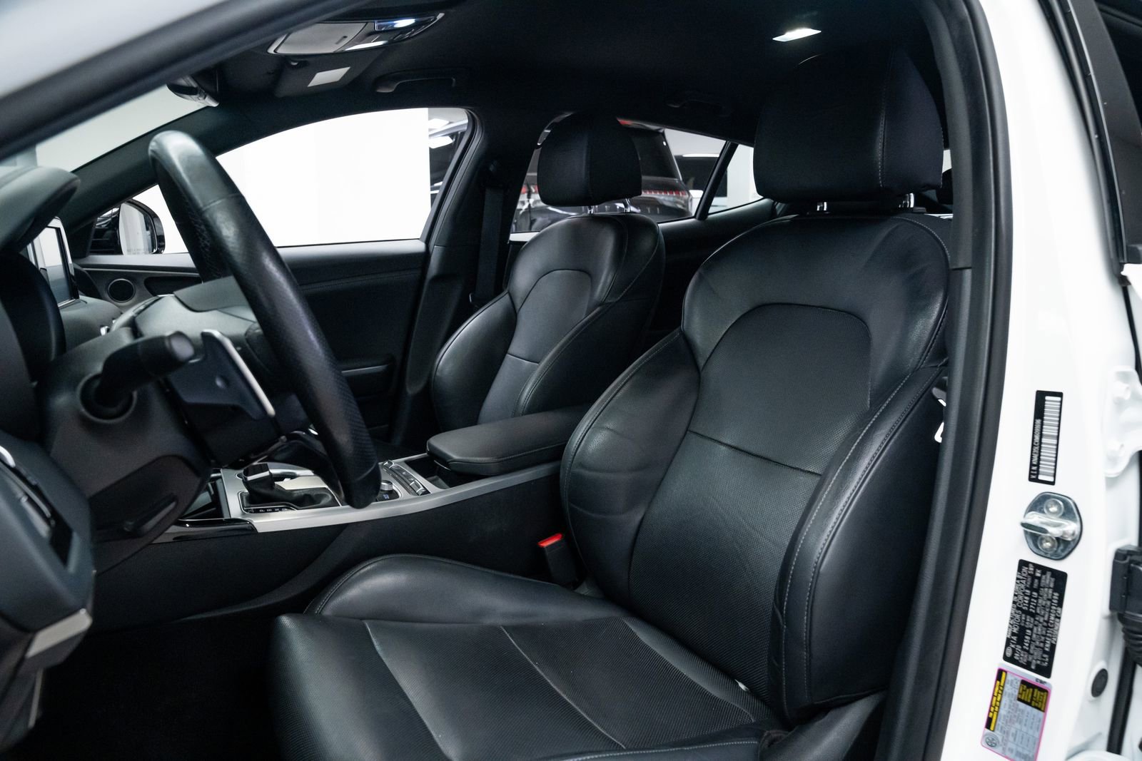 Used 2021 Kia Stinger GT image 17