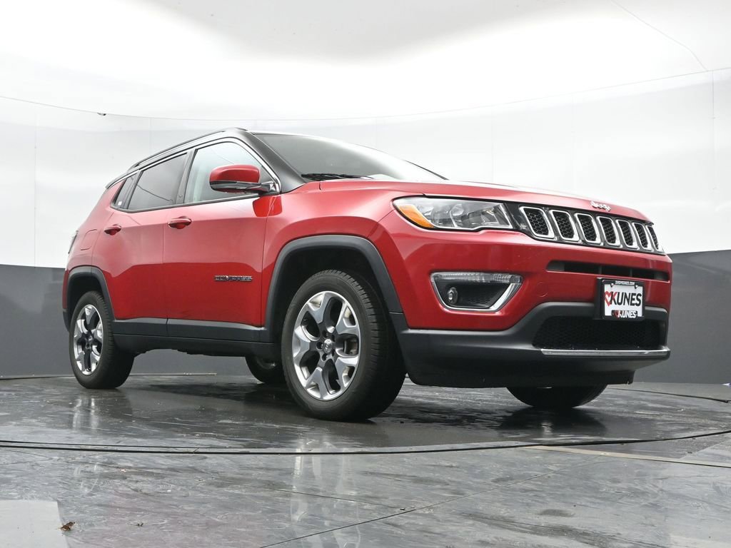 Used 2018 Jeep Compass Limited image 43