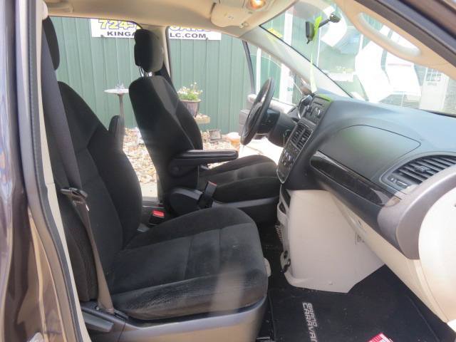 Used 2016 Dodge Grand Caravan SE w/ Quick Order Package 29E SE FWD image 20