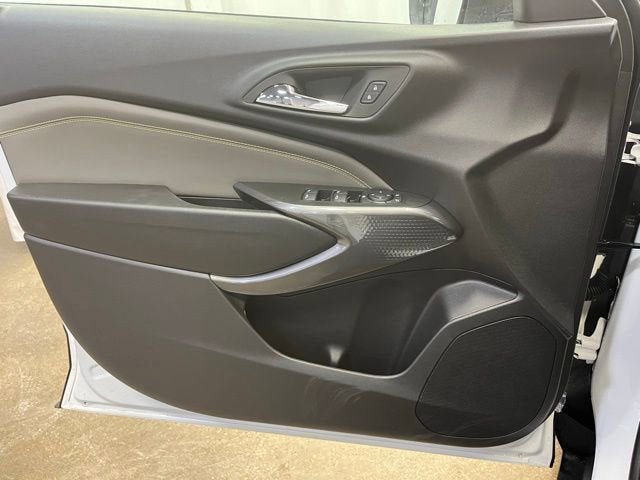New 2026 Chevrolet Trax ACTIV w/ Driver Confidence Package FWD image 13