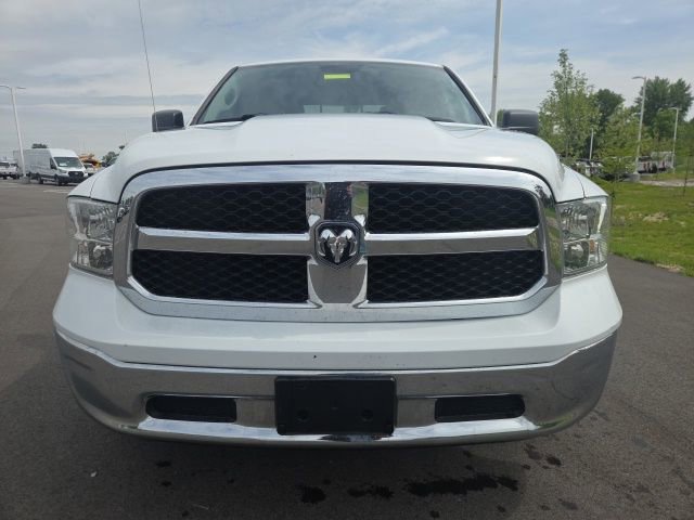 Used 2018 RAM 1500 Classic SLT AWD/4WD image 3
