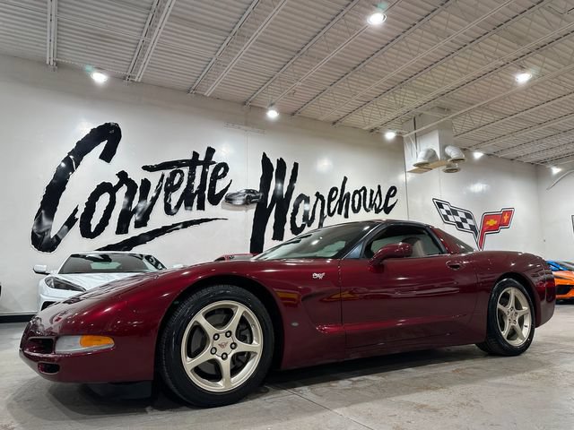 Used 2003 Chevrolet Corvette Coupe w/ Preferred Equipment Group RWD image 1