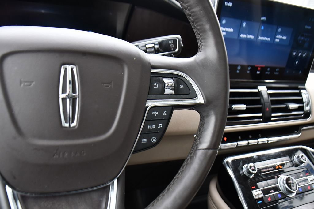 Used 2022 Lincoln Navigator Reserve image 34