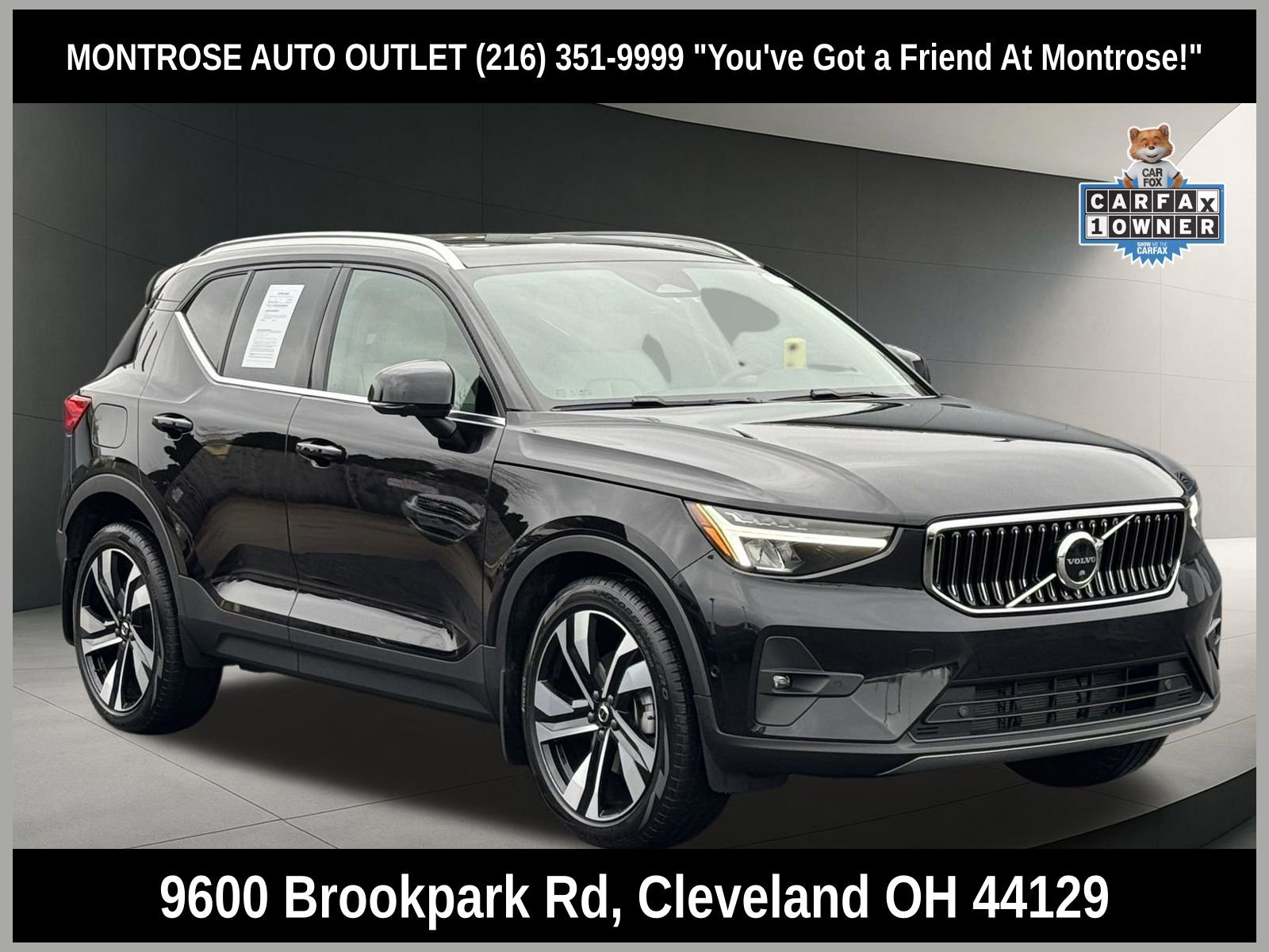 Used 2023 Volvo XC40 B5 Plus w/ Driver Assist Package image 1
