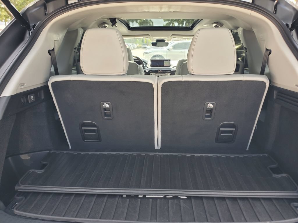 Used 2024 Acura MDX FWD w/ Technology Package image 8