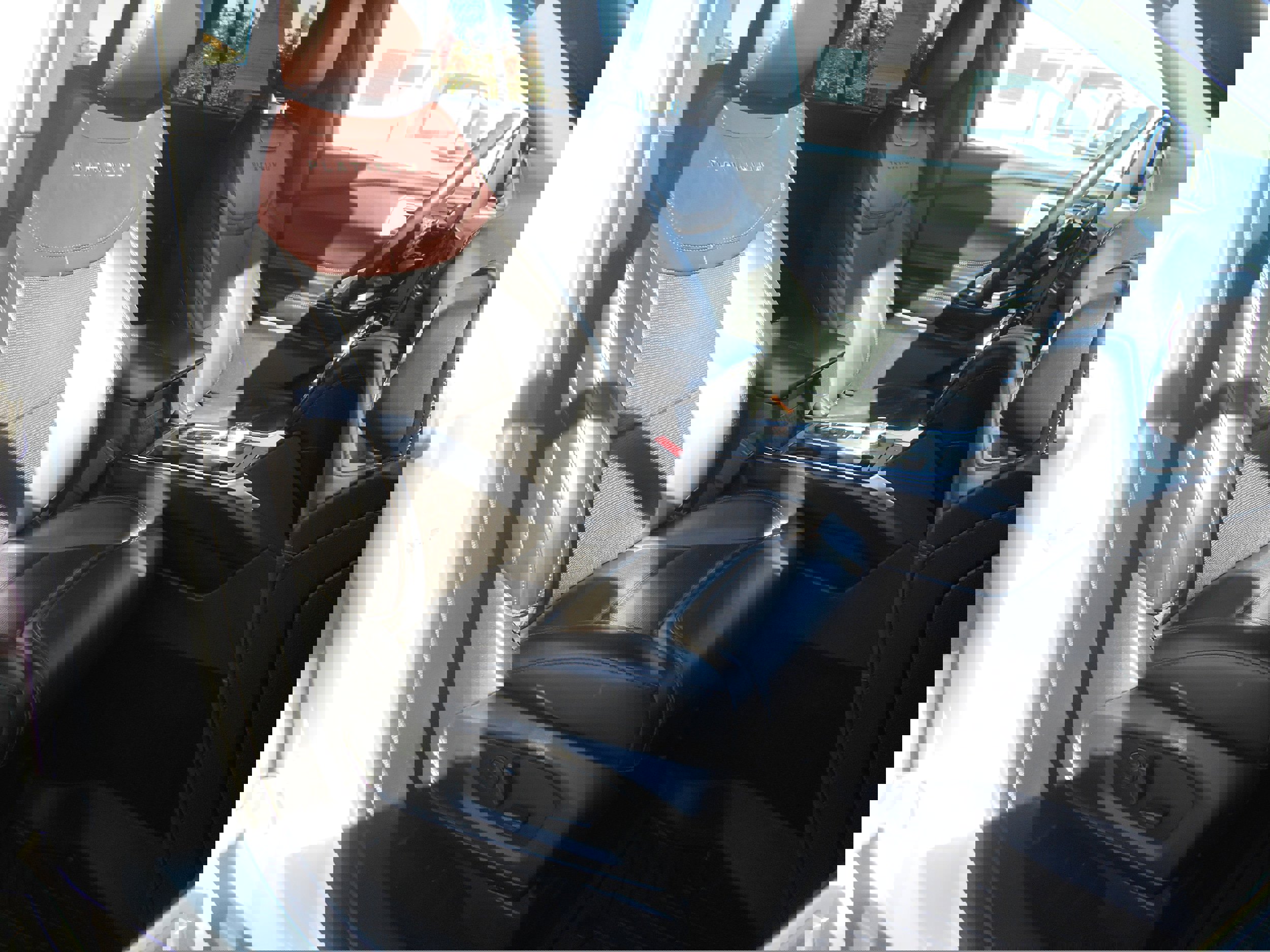 Used 2021 Ford Explorer Platinum w/ Equipment Group 601A image 10