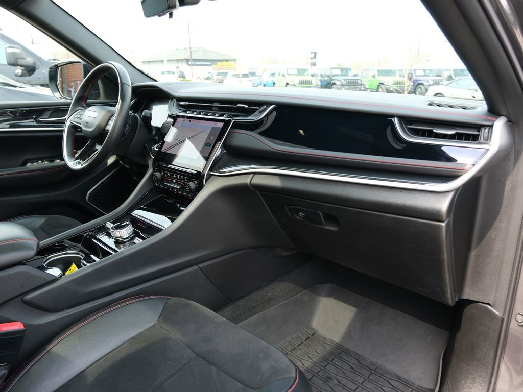 Used 2022 Jeep Grand Cherokee Trailhawk w/ ADV Protech Group II image 37