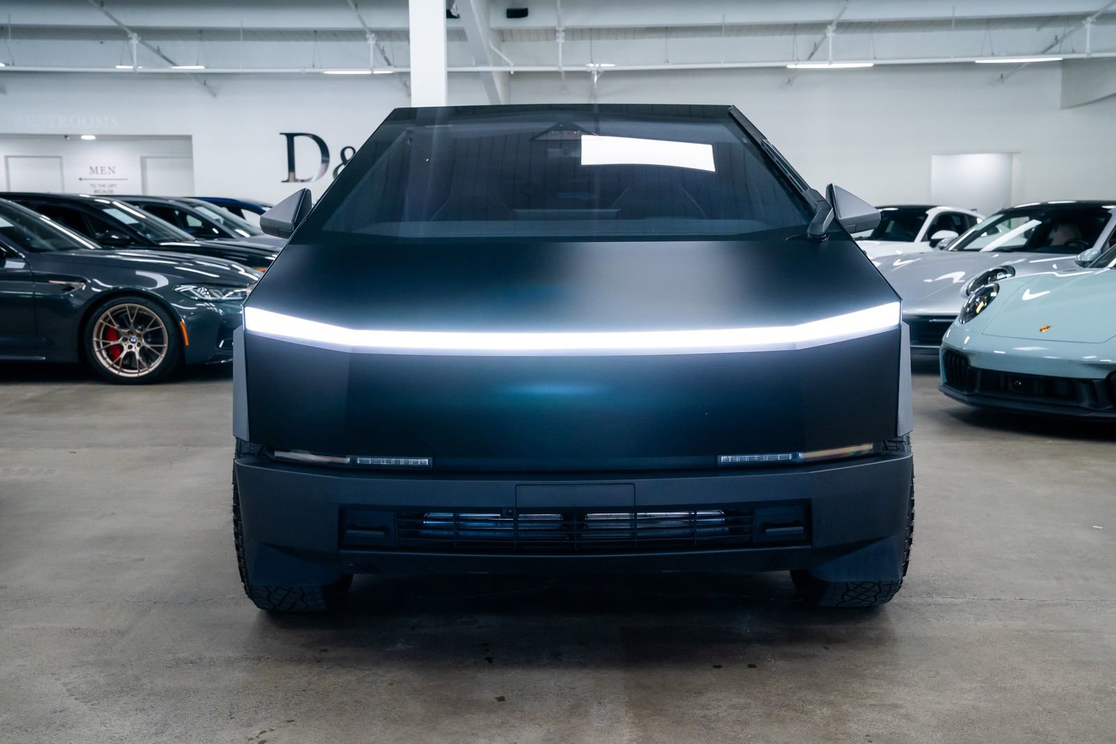 Used 2024 Tesla Cybertruck AWD Crew Cab image 2
