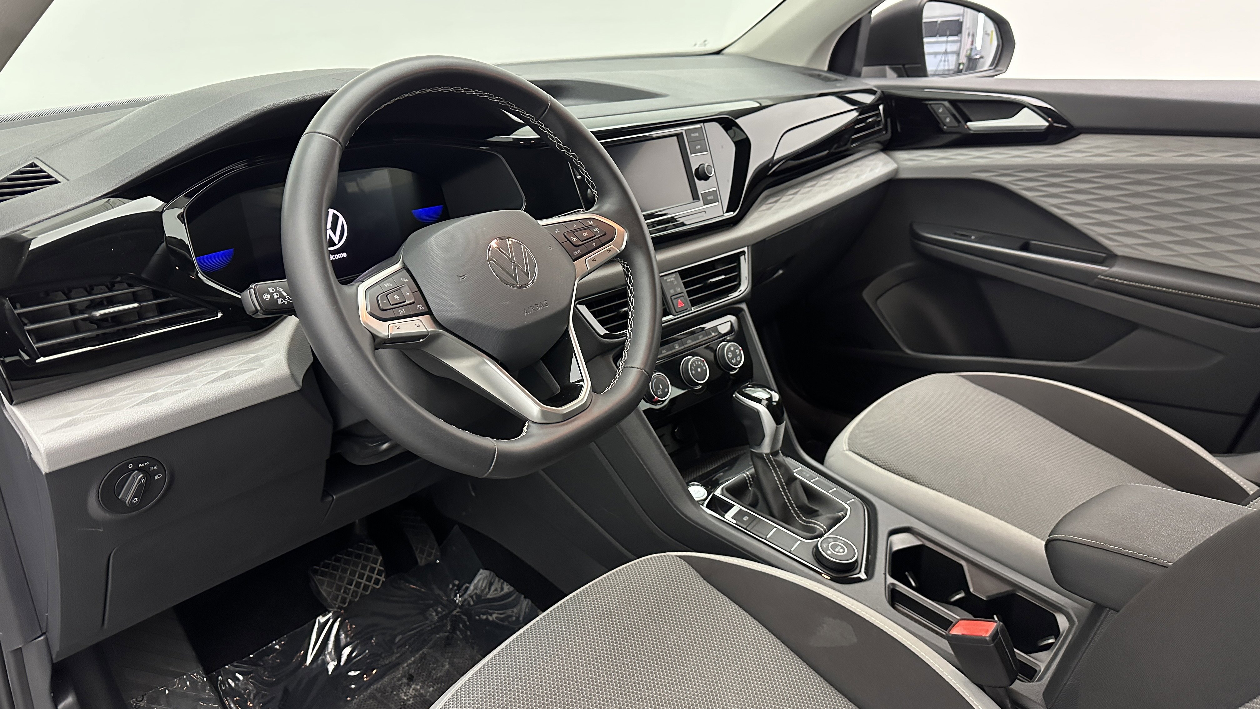 Used 2024 Volkswagen Taos S image 8