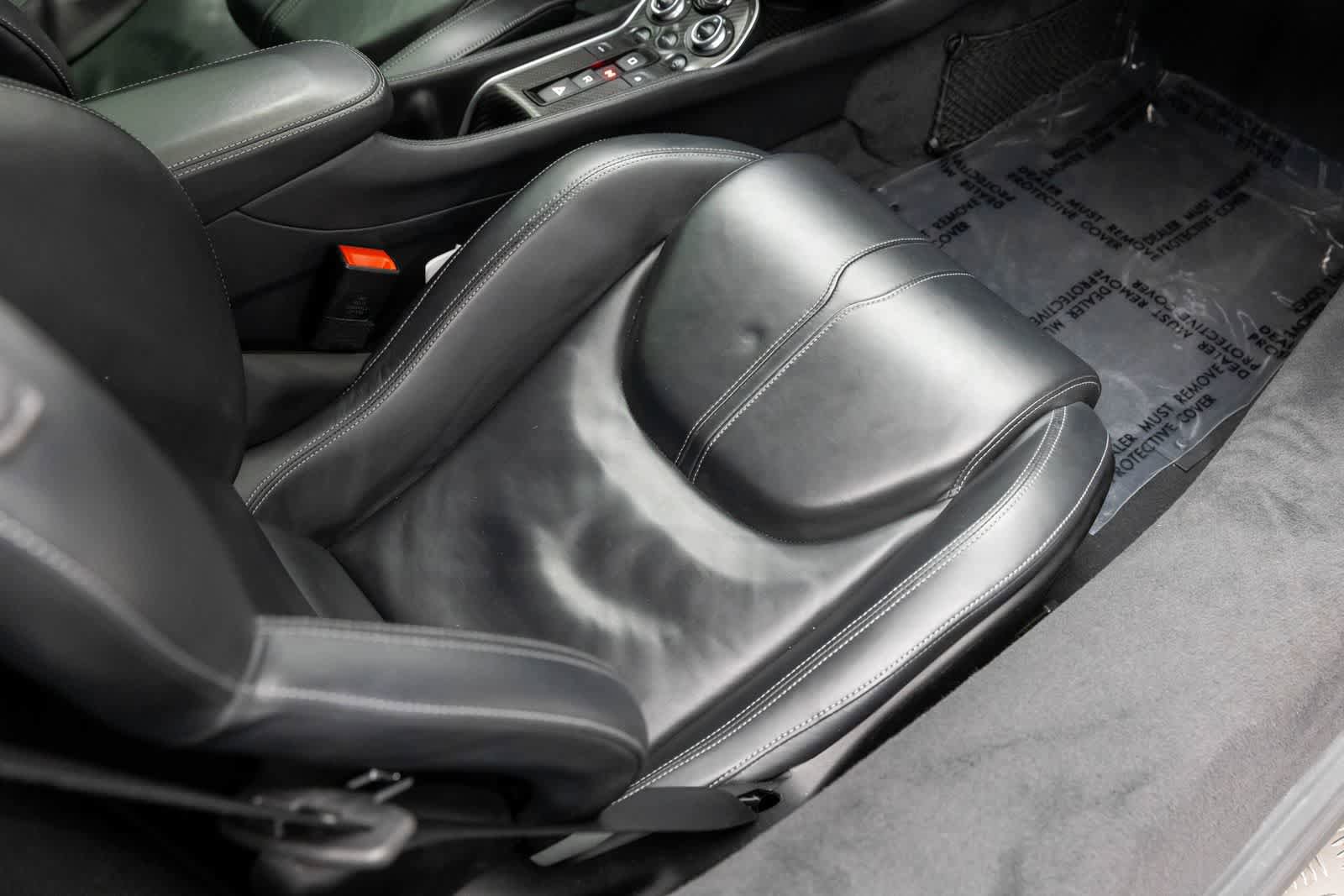 Used 2017 McLaren 570S Coupe RWD image 33