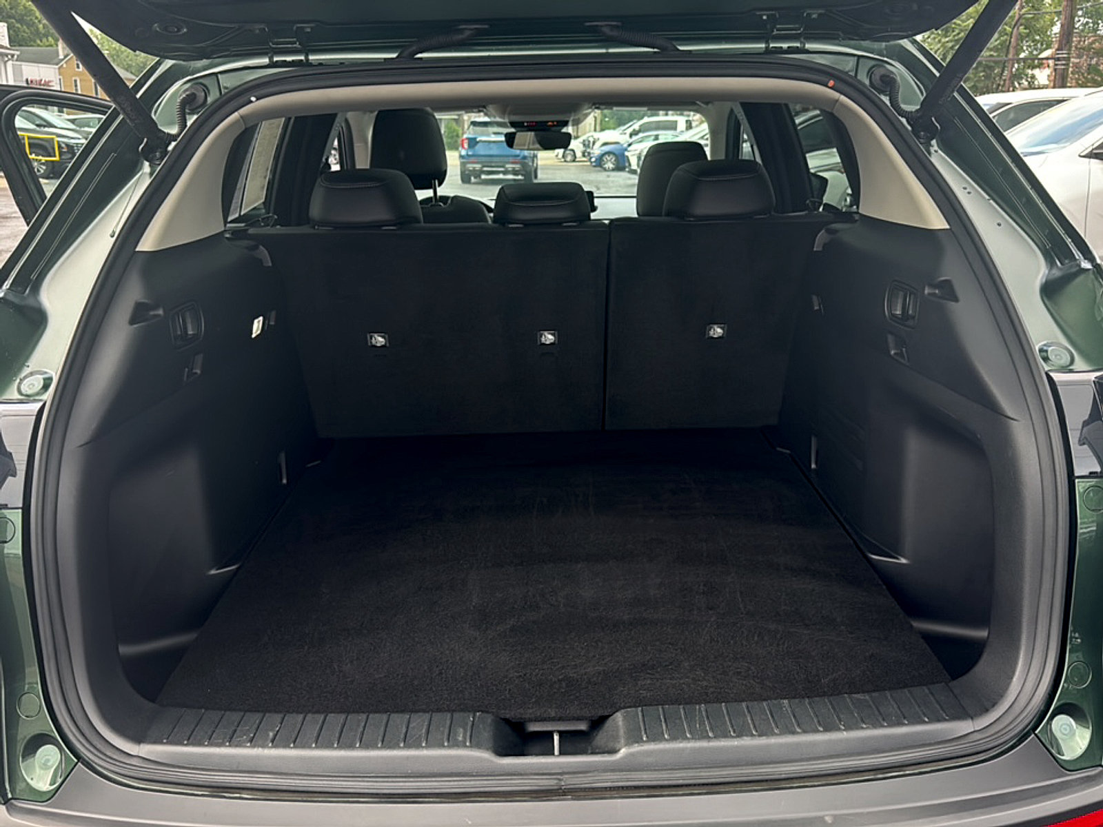 Used 2026 MAZDA CX-50 AWD 2.5 S w/ Preferred Pkg image 19