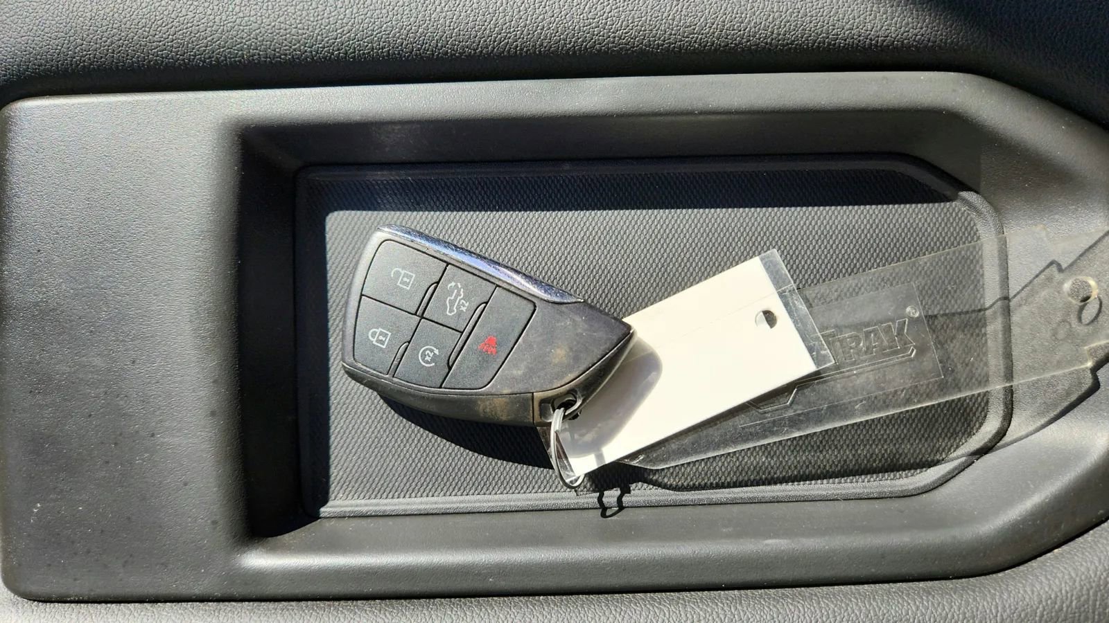 Used 2024 Chevrolet Silverado 2500 Custom w/ Custom Convenience Package image 32