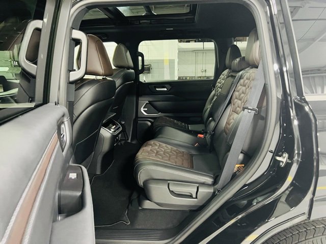 New 2025 Nissan Armada Platinum image 27